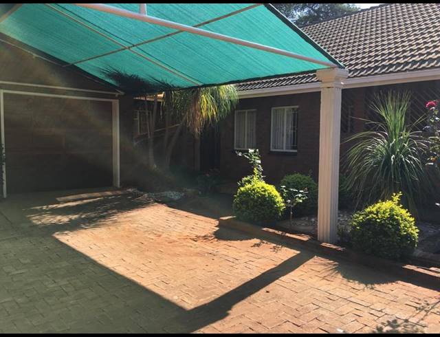 3 BEDROOM HOUSE FOR SALE IN CHROOM PARK